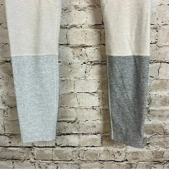 Outdoor Voices Women's Medium Dipped 7/8 Leggings Oatmeal Dove Ash Colorblock M - Picture 6 of 9